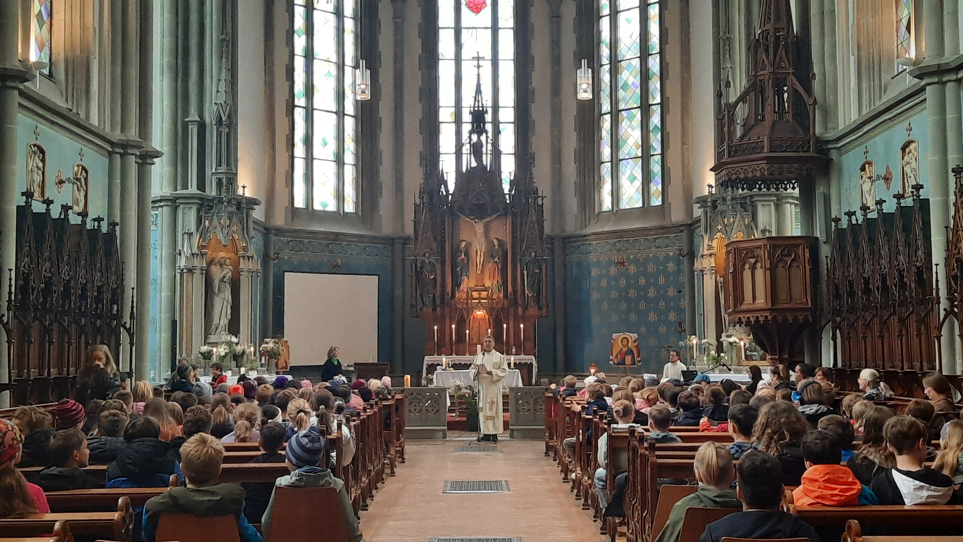 Oster-Gottesdienst Volksschule